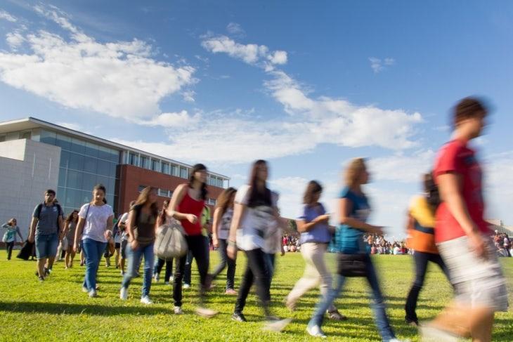 Read more about the article Alunos da Escola Secundária de Sacavém que ficaram colocados no Ensino Superior